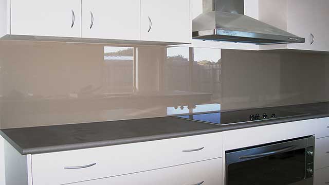 KOLOR™ - Kitchen Glass Splashback - Mocha - Geelong West - Supplied & Installed by - geelongsplashbacks.com.au